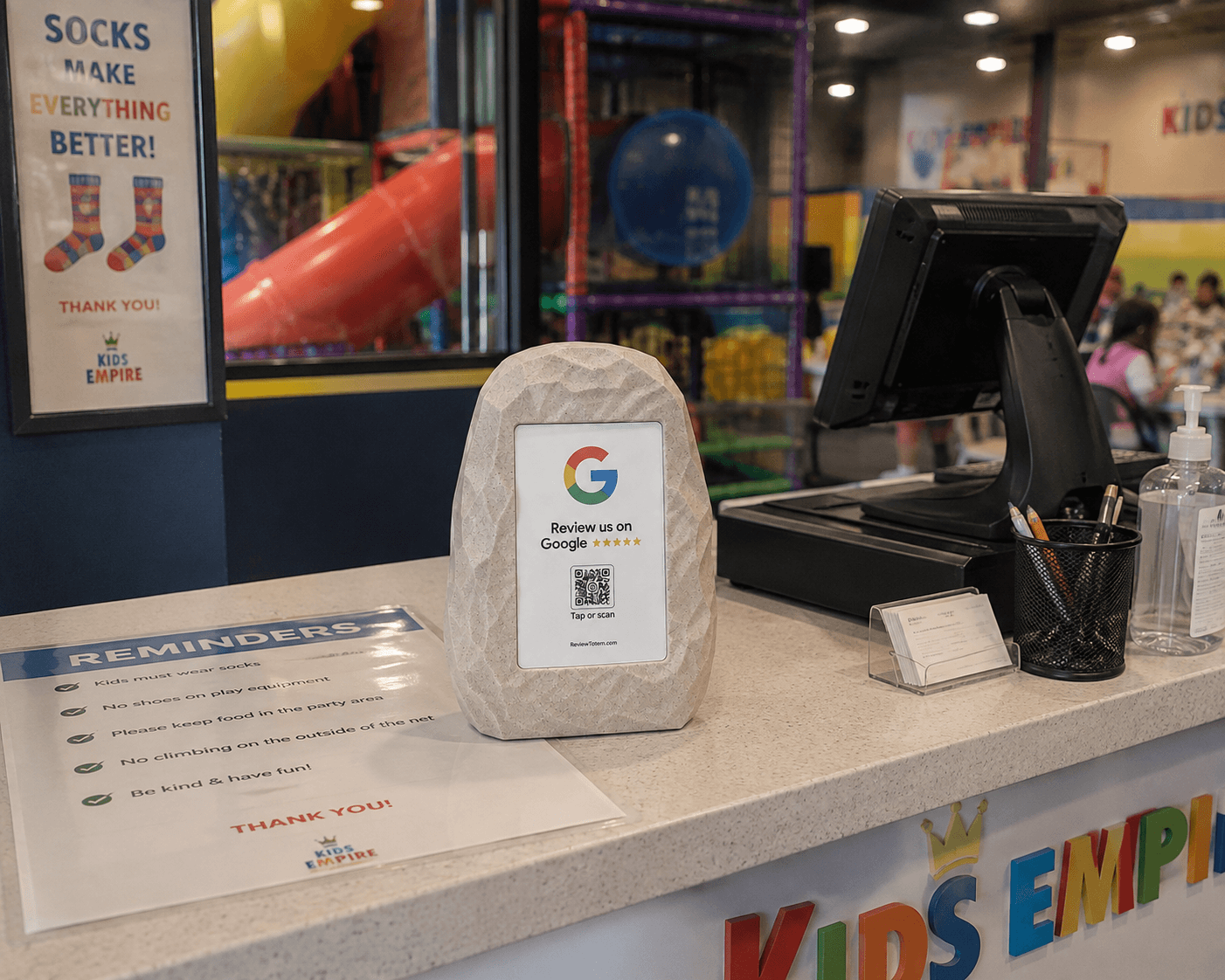 Review Totem at a kids' play centre front desk